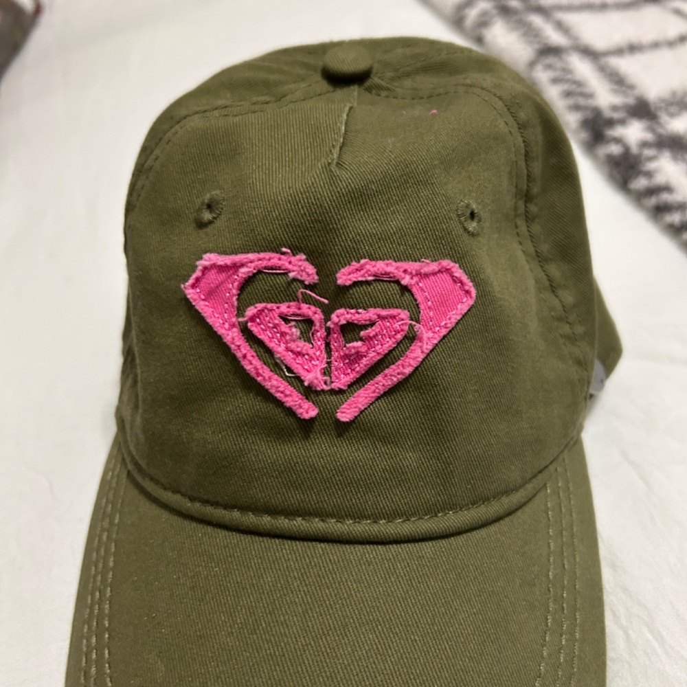 NWOT! Women's Roxy Olive/Pink Embroidered Ball Cap - -O/S - Picture 2 of 9